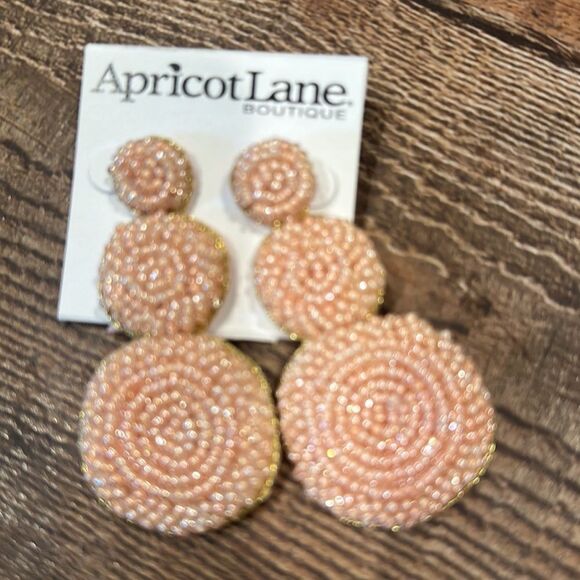 NWT APRICOT LANE EARRINGS - Picture 2 of 4